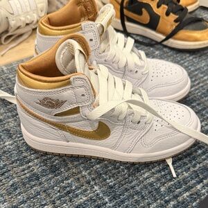 Jordan 1 Retro Kids